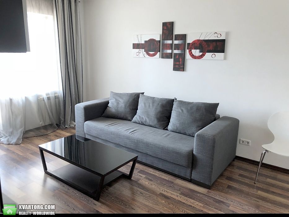 Rent out 2-room apartment. Киев,  Уборевича — photo 4