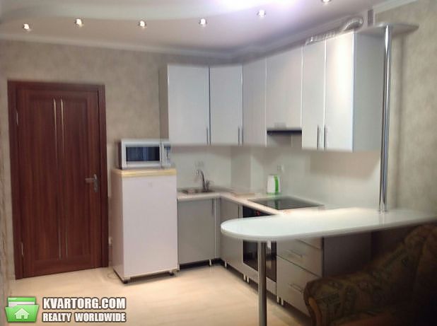 Rent out 2-room apartment. Киев,  Вильямса — photo 2