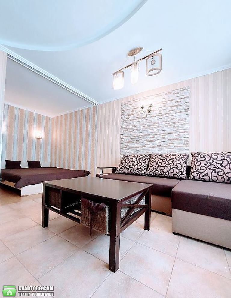 Rent out 1-room apartment. Киев,  Рыбальская — photo 1