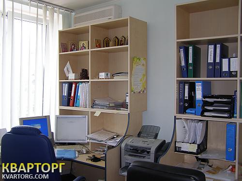 Sell office. Киев, Приречная ул. — photo 1