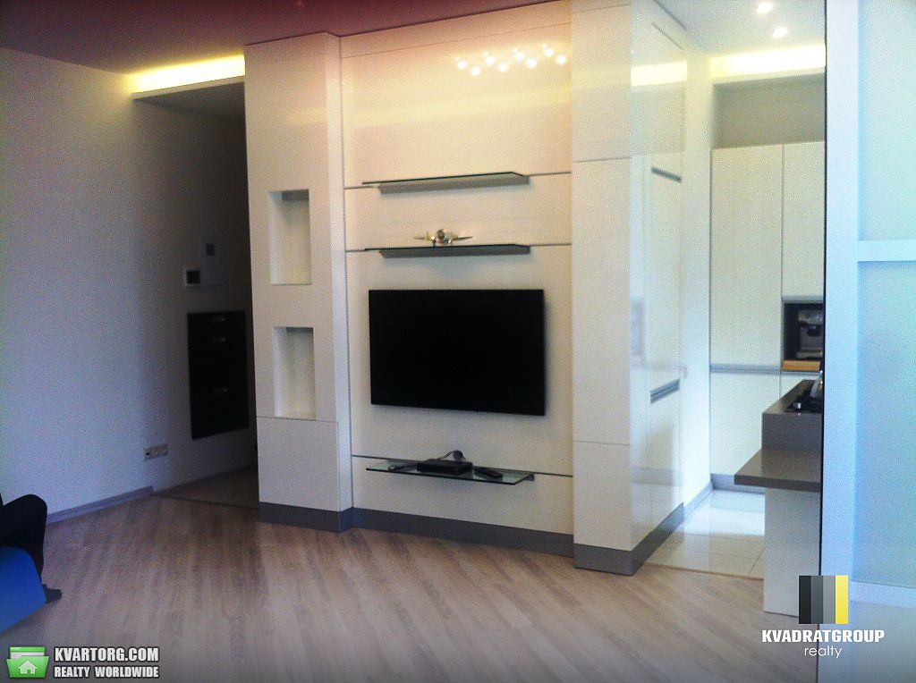 Sell 2-room apartment. Днепропетровск, Комсомольская — photo 1