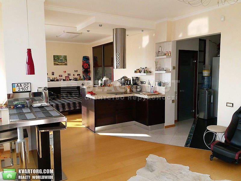 Rent out 2-room apartment. Киев,  Народного ополчения — photo 2