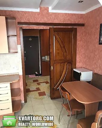 Rent out 1-room apartment. Киев,  Жмеринская — photo 7