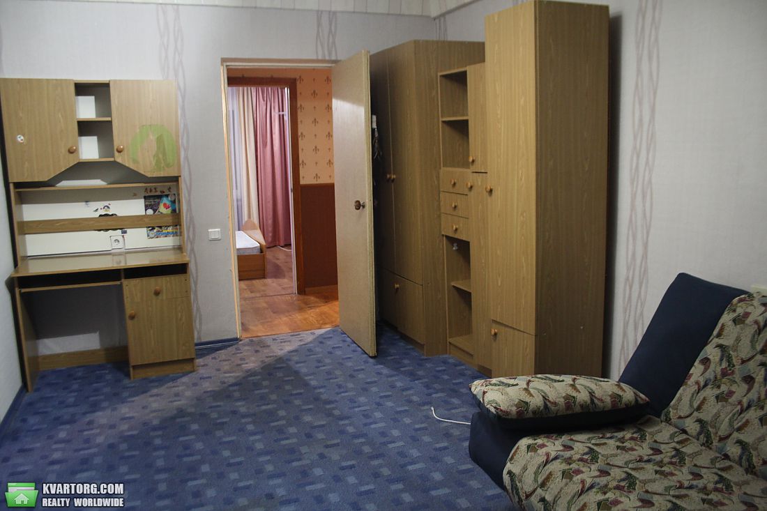 Rent out 2-room apartment. Киев,  Полярная — photo 5