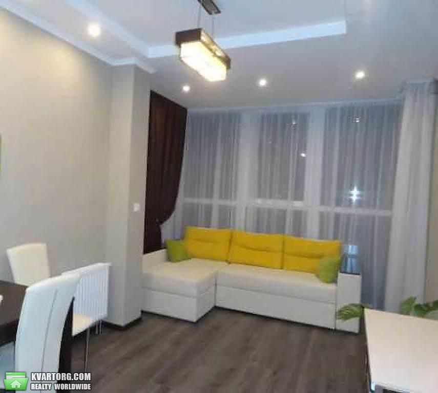 Rent out 2-room apartment. Киев,  Петрицкого — photo 2