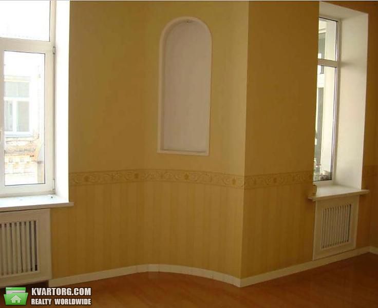 Rent out 4-room apartment. Киев,  Петлюры — photo 6