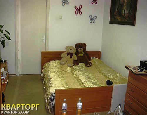 Rent out 2-room apartment. Киев,  Мишуги — photo 1