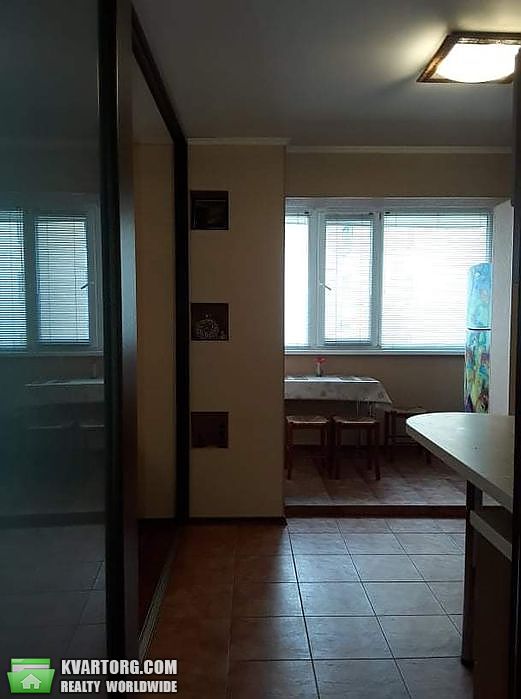 Rent out 2-room apartment. Киев, бул Дарницкий — photo 8