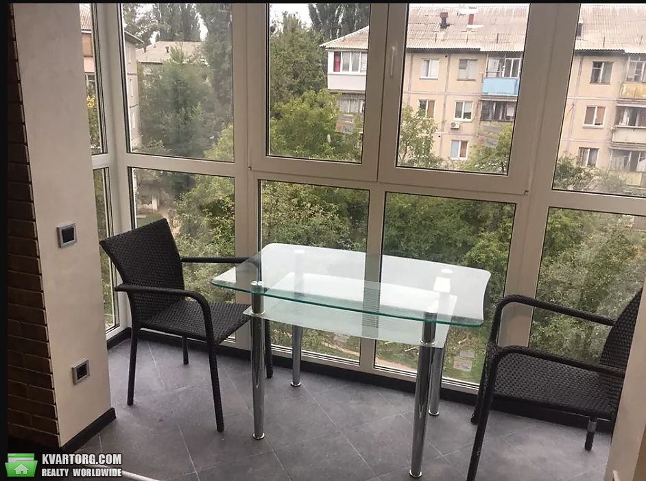 Rent out 2-room apartment. Киев,  Туполева — photo 8