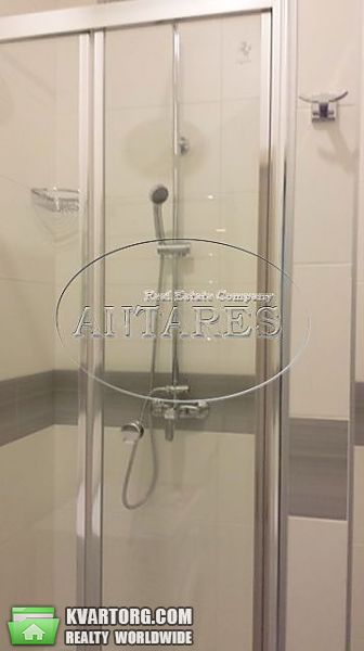 Rent out 2-room apartment. Киев, Жилянская — photo 7