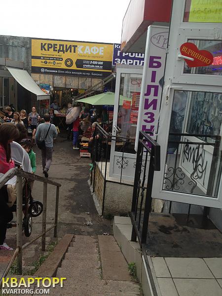 Rent out shop. Киев, метро Позняки — photo 1