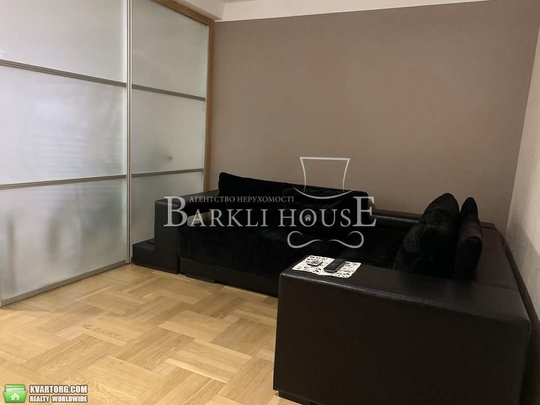 Rent out 2-room apartment. Киев,  Никольско-Ботаническая — photo 4