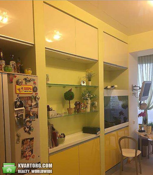 Rent out 2-room apartment. Киев,  Вышгородская — photo 8