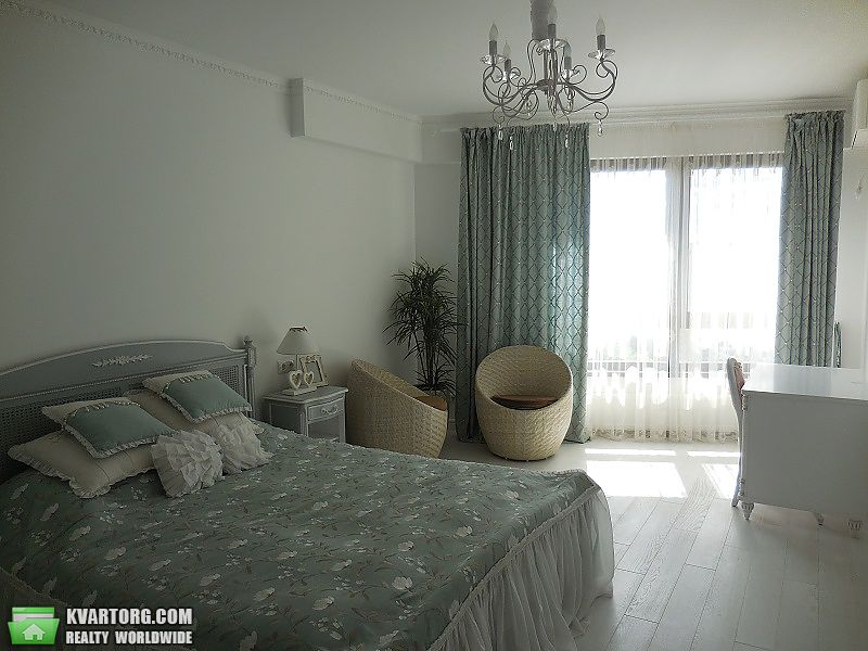 Rent out 2-room apartment. Киев,  40-летия Октября просп — photo 8