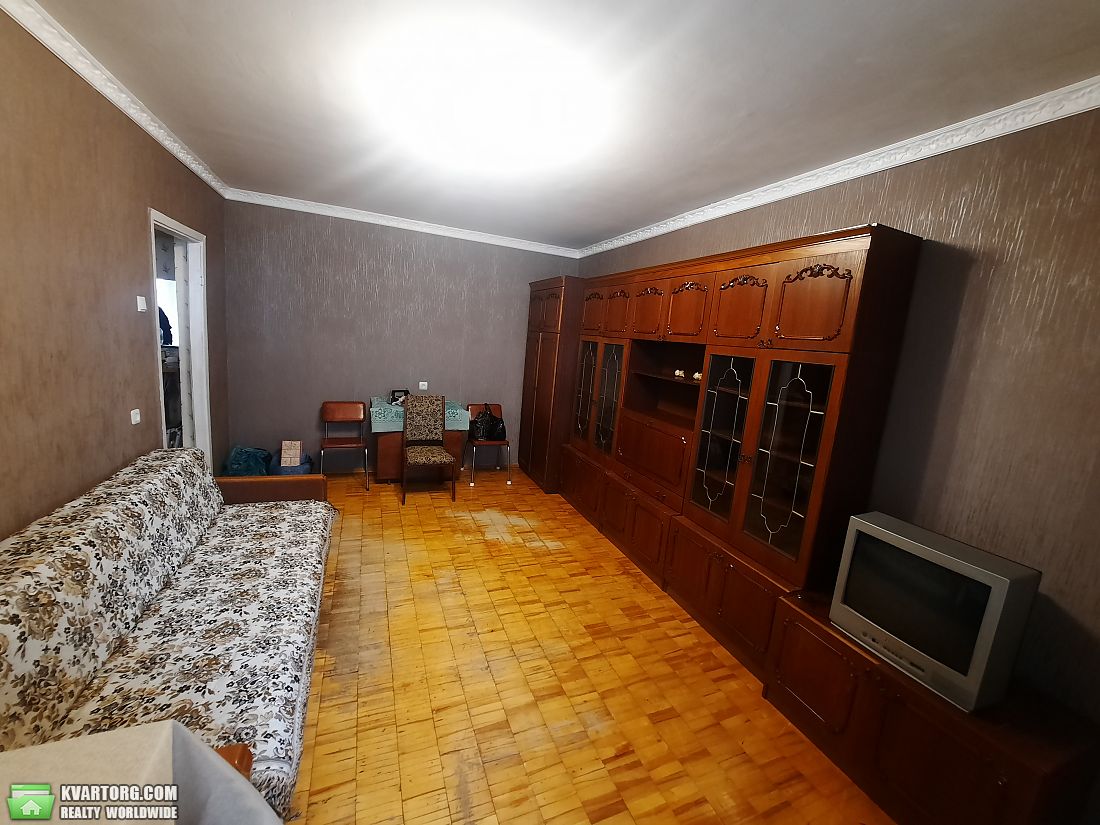 Rent out 1-room apartment. Киев,  Стуса — photo 2
