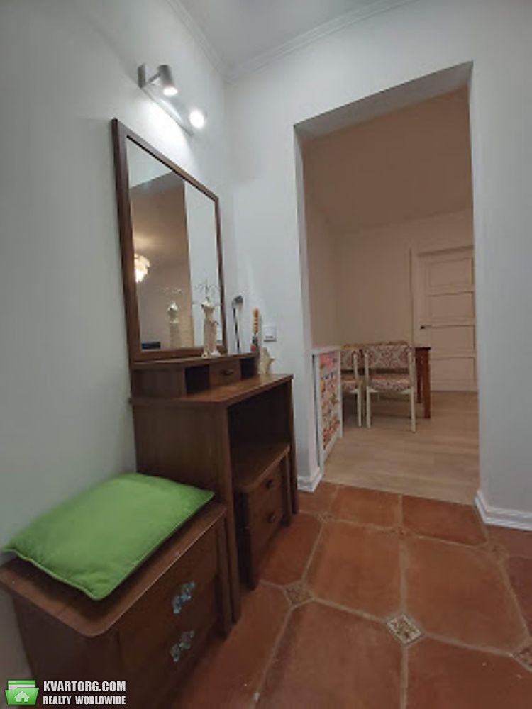Rent out 2-room apartment. Киев, Елены  Телиги — photo 9