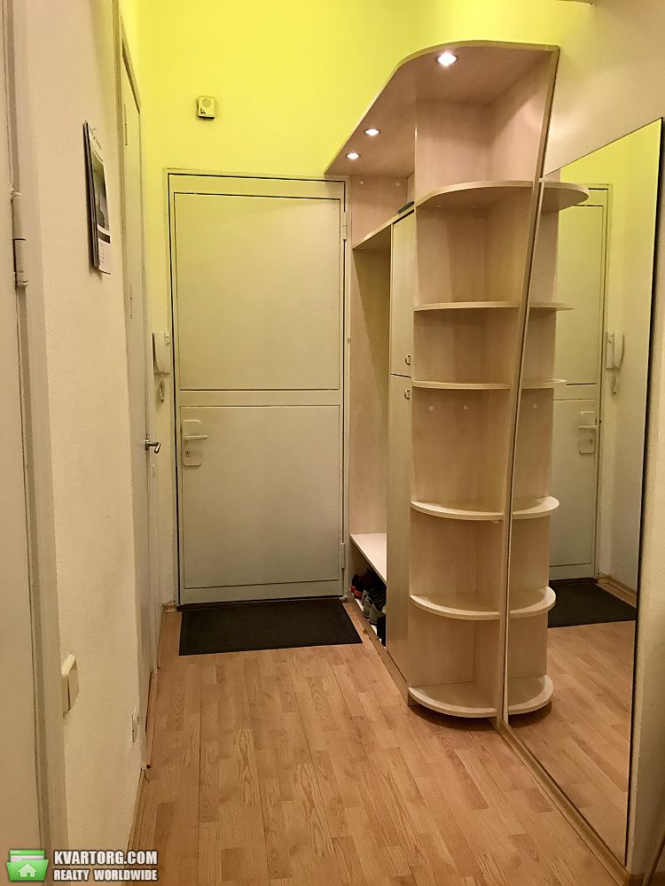 Sell 1-room apartment. Киев,  Гарматная — photo 2