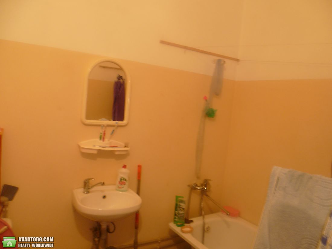 Sell 1-room apartment. Киев,  Полесская — photo 10