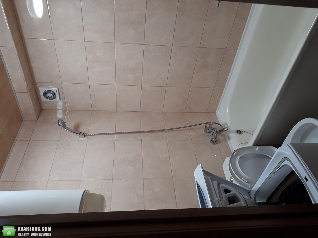 Rent out 2-room apartment. Днепропетровск,  Инженерная — photo 4