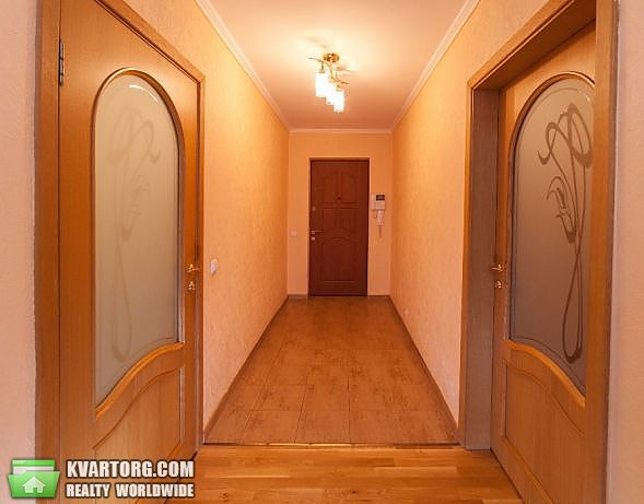 Rent out 3-room apartment. Киев,  Здолбуновская — photo 4