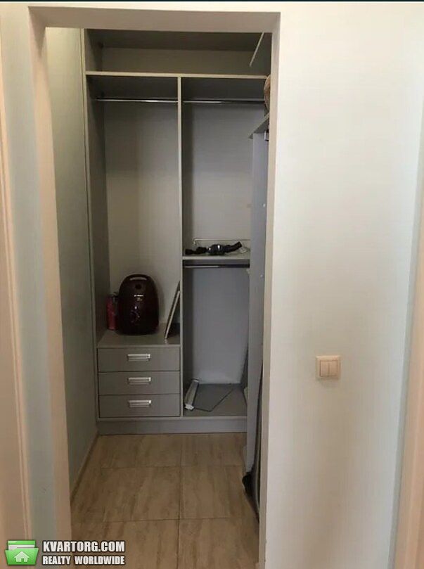 Rent out 2-room apartment. Киев,  Лабораторный пер — photo 8