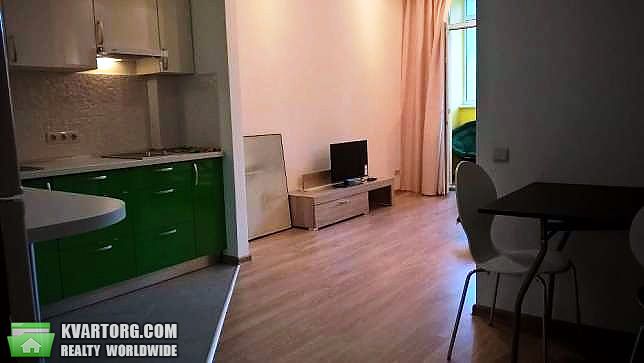 Sell 1-room apartment. Киев,  Жилянская — photo 1