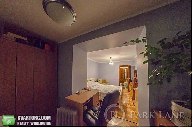 Sell 4-room apartment. Киев,  Драгомирова — photo 8