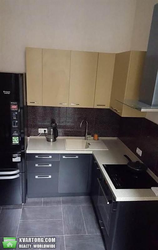 Rent out 2-room apartment. Киев,  Богдана Хмельницкого — photo 6