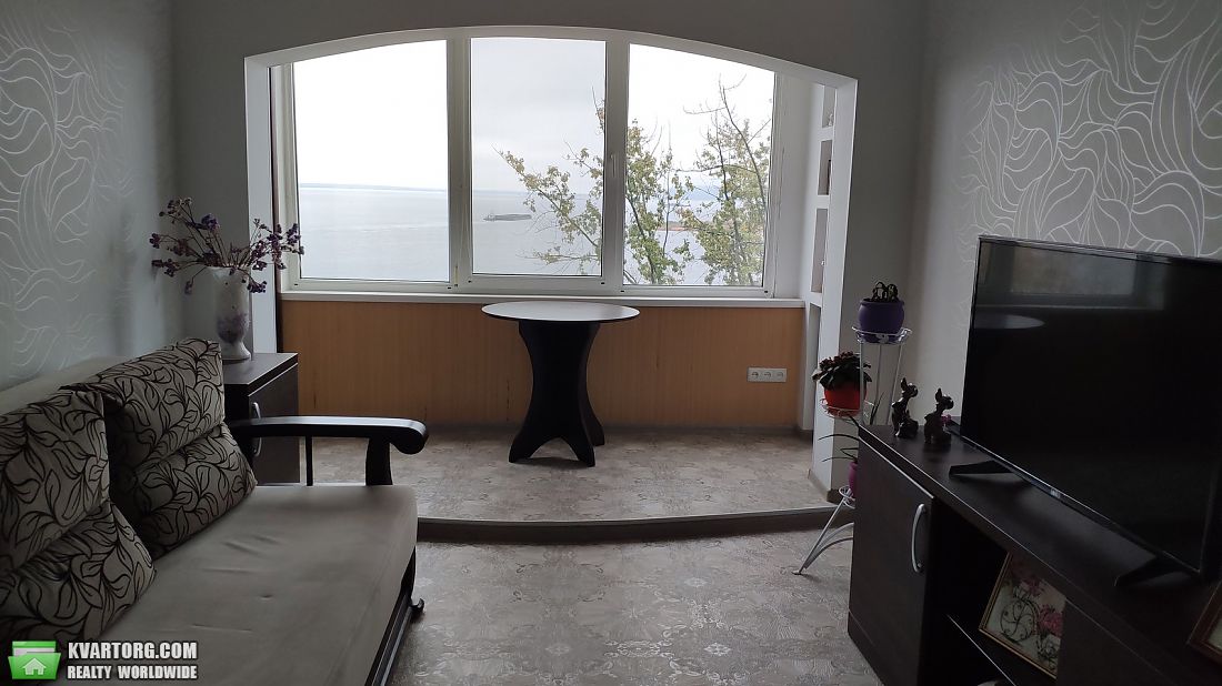 Sell 1-room apartment. Украинка, Днепровский проспект — photo 1