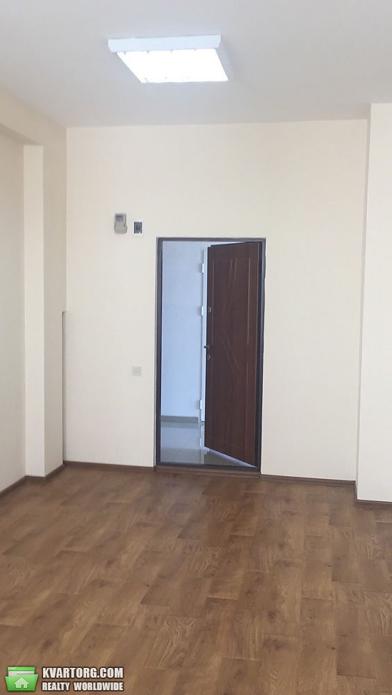 Rent out office. Николаев, проспект Мира — photo 3