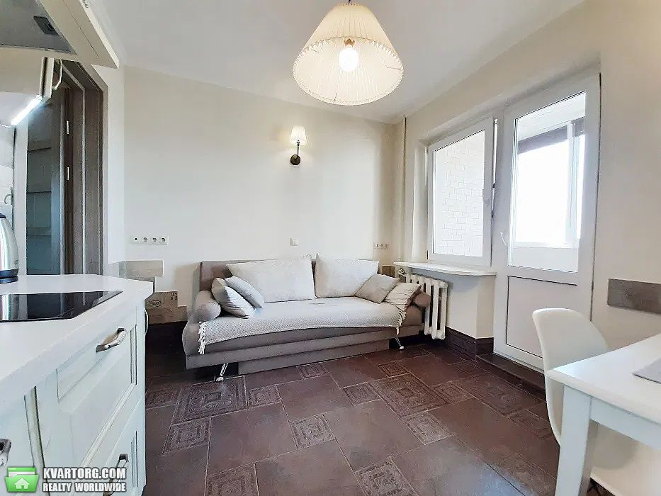 Sell 1-room apartment. Киев,  Эрнста — photo 3