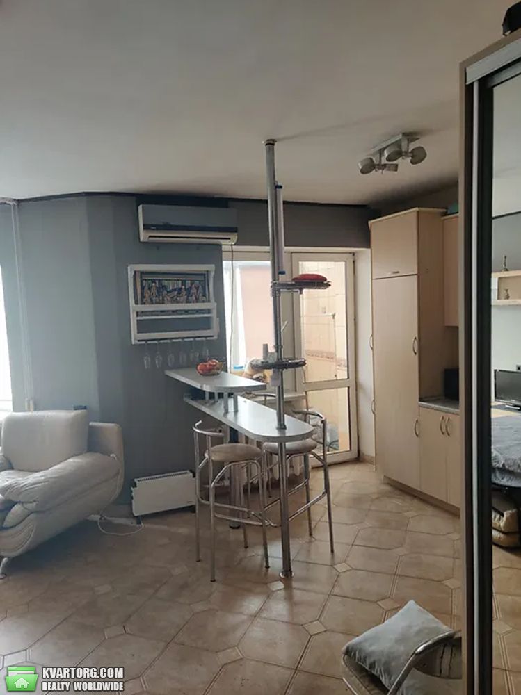 Rent out 1-room apartment. Киев, Андрія Головка — photo 7