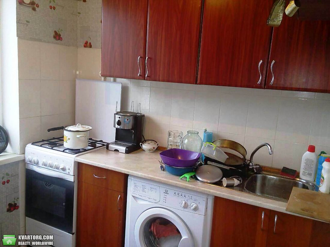 Sell 2-room apartment. Киев,  Ватутина пр — photo 2