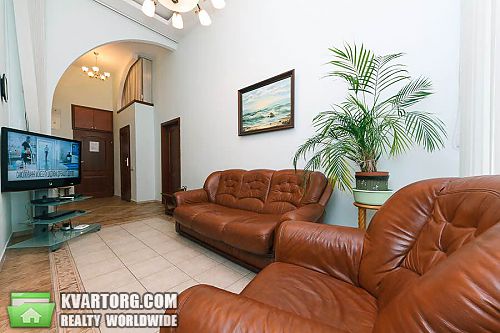 Rent out 2-room apartment. Киев, Михайловская — photo 4