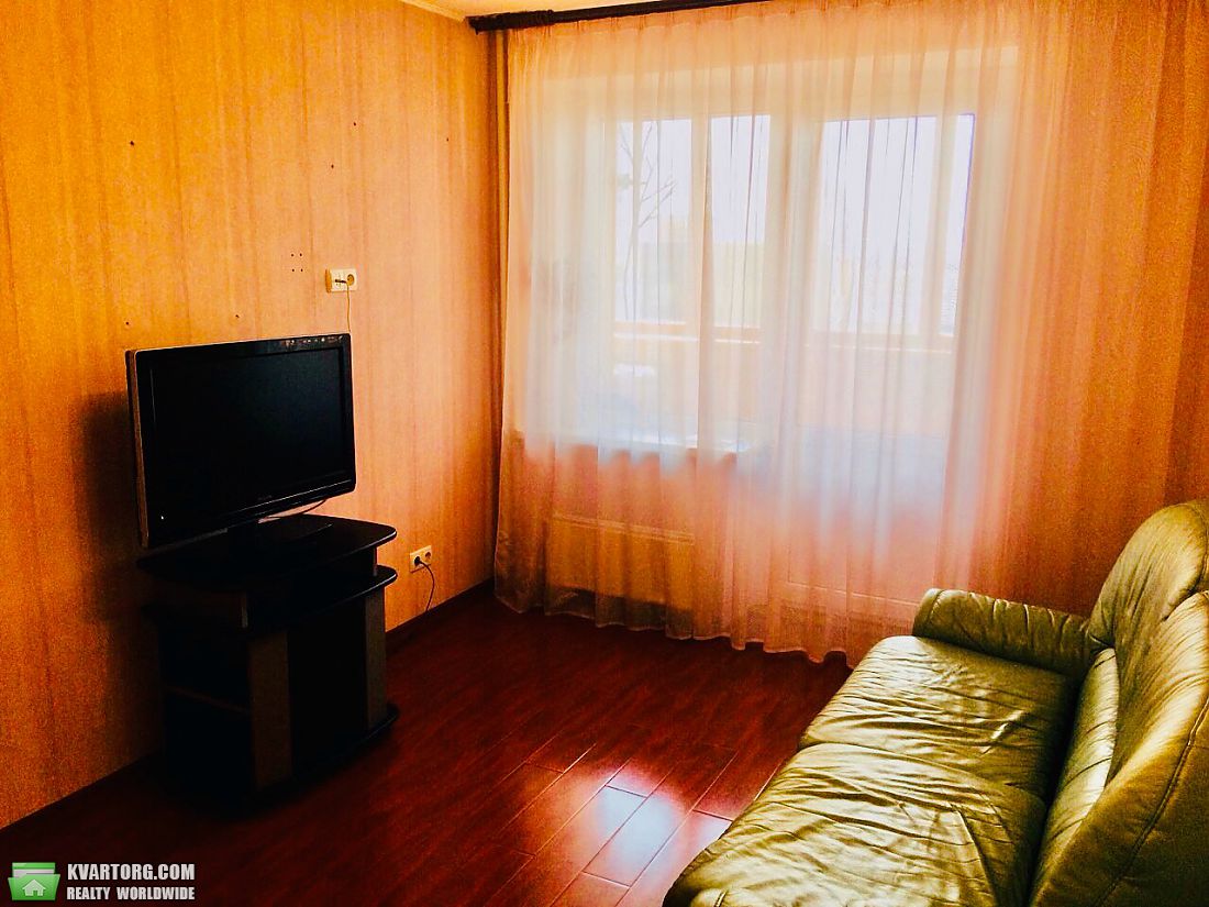 Rent out 3-room apartment. Киев, проспект Победы — photo 3