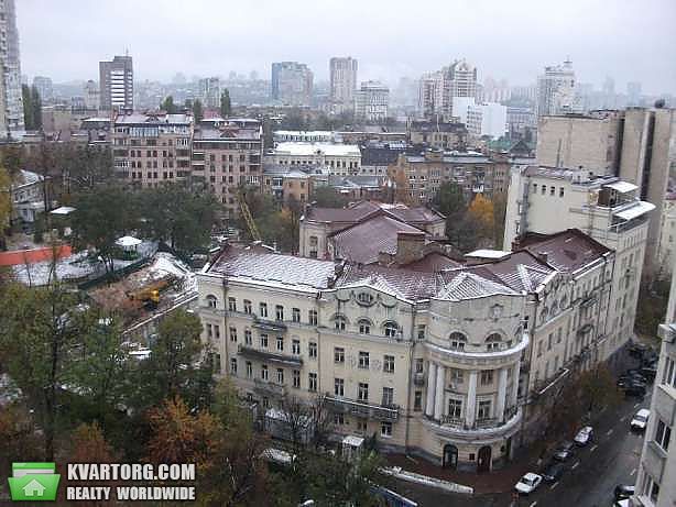 Sell 2-room apartment. Киев,  Гончара — photo 1
