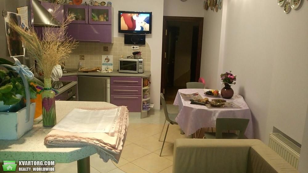Sell 2-room apartment. Киев,  Черновола — photo 1