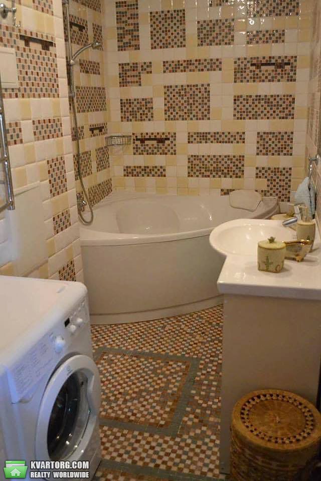 Rent out 2-room apartment. Киев,  Бажана — photo 8