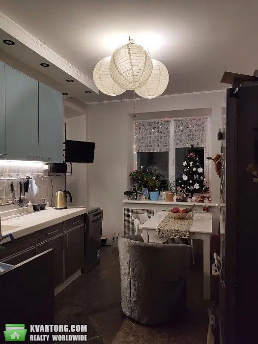Sell 2-room apartment. Киев,  Верховинца — photo 2