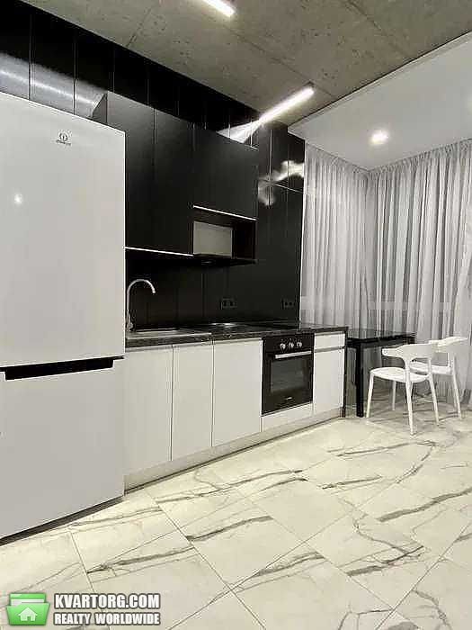 Rent out 2-room apartment. Киев,  Предславинская — photo 6