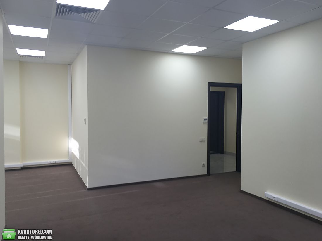 Rent out office. Киев, Кловский спуск — photo 3