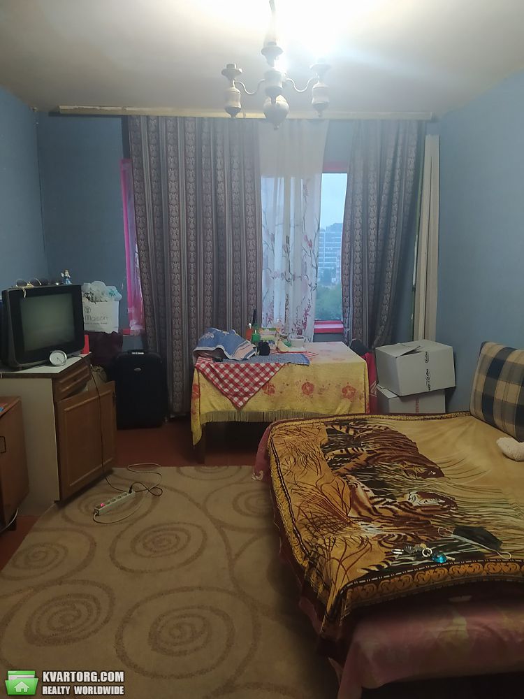 Sell 3-room apartment. Киев,  Свободы пр — photo 2