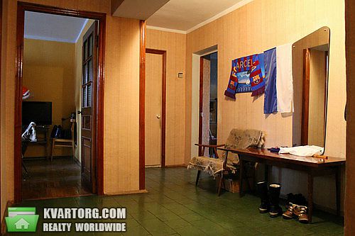 Sell 3-room apartment. Киев,  Жилянская — photo 1