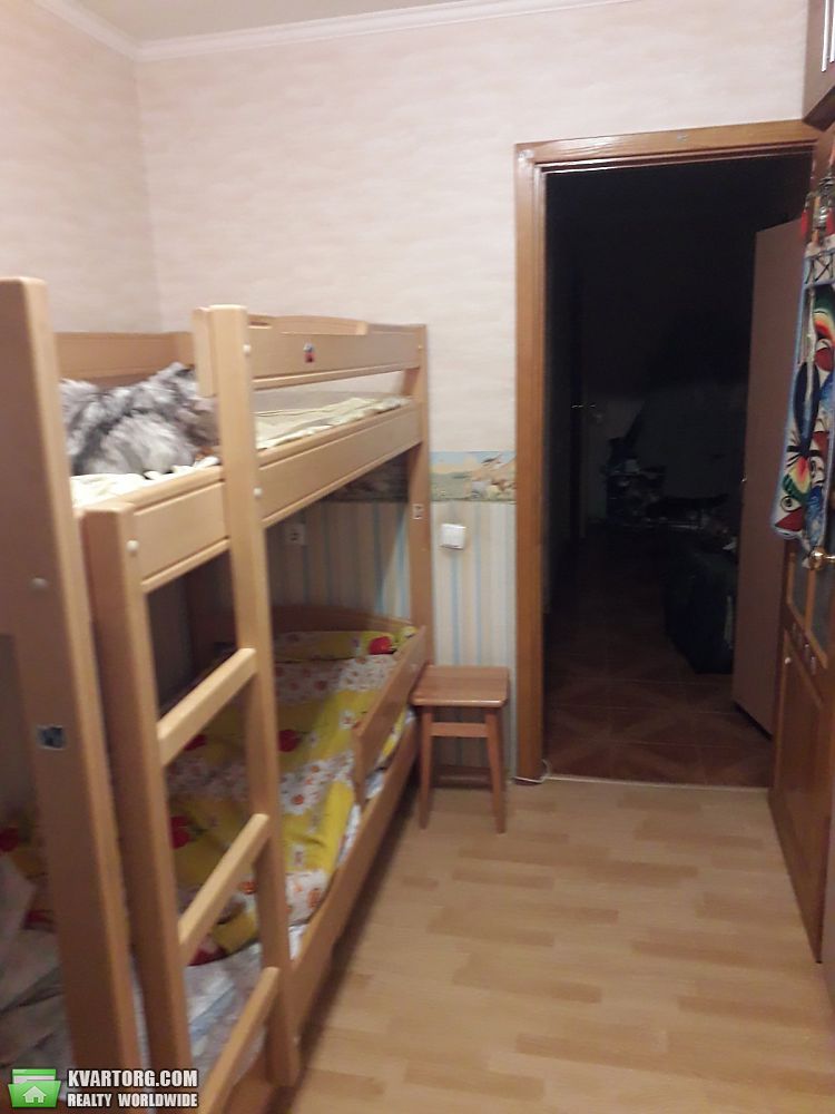 Sell 2-room apartment. Киев,  Приборный пер — photo 1