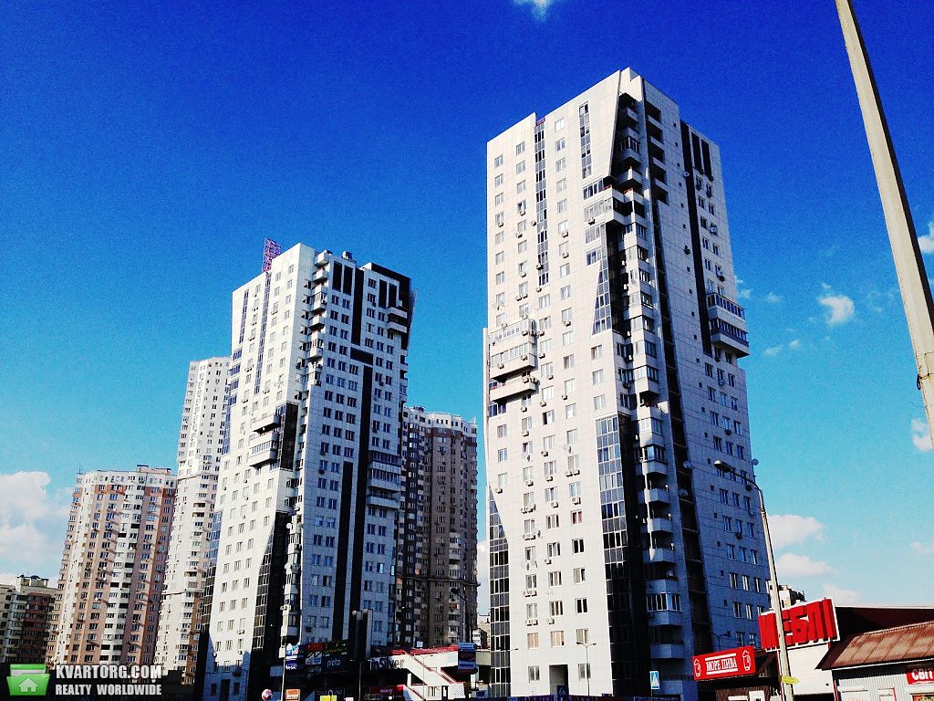 Rent out 2-room apartment. Киев,  Срибнокильская — photo 1