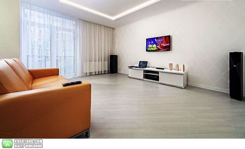 Sell 3-room apartment. Киев, Регенераторная — photo 1