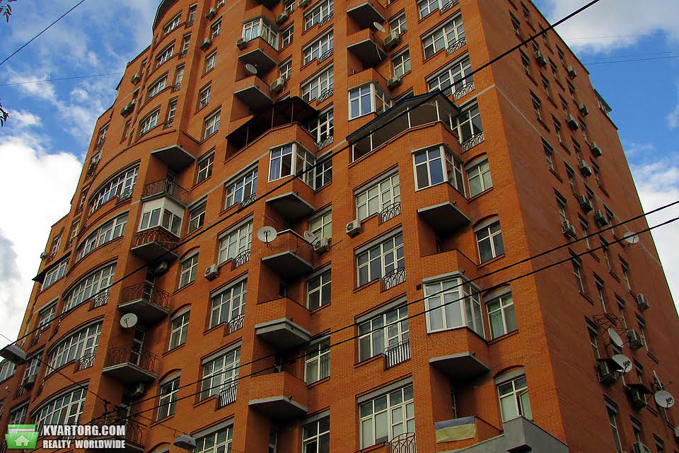 Sell 3-room apartment. Киев,  Дмитриевская — photo 1
