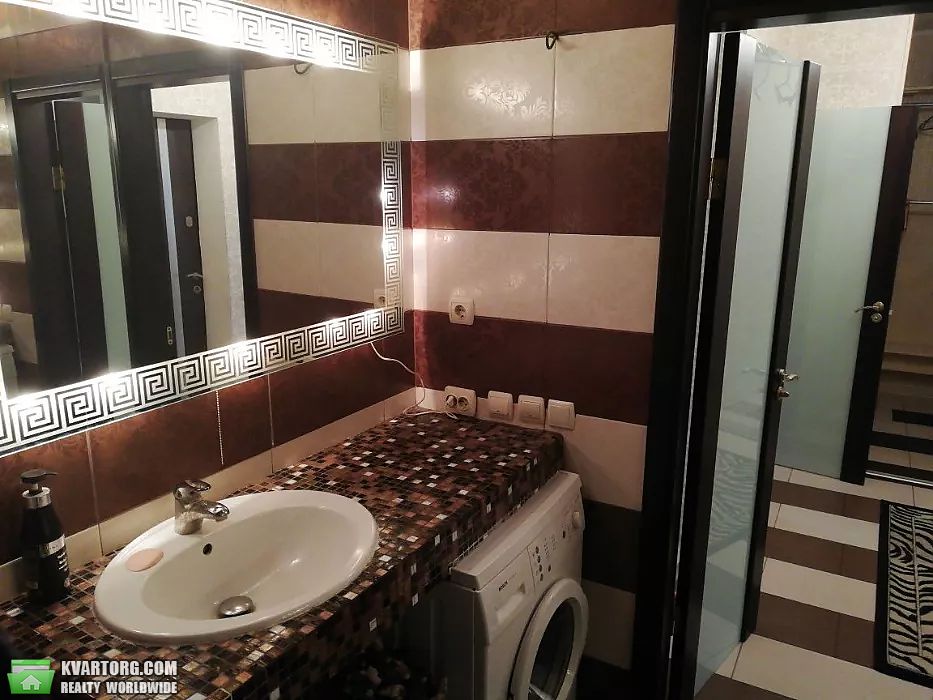 Rent out 2-room apartment. Киев, Днепровская набережная — photo 10