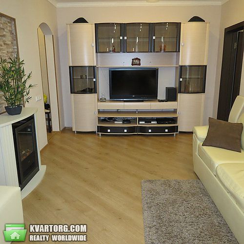 Rent out 2-room apartment. Киев, Ветрова — photo 1