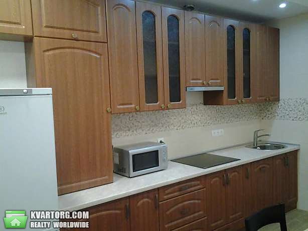 Rent out 2-room apartment. Киев,  Дегтяренко — photo 1